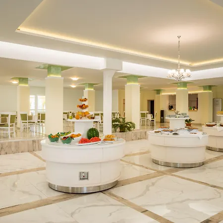 מלון Perla Royal