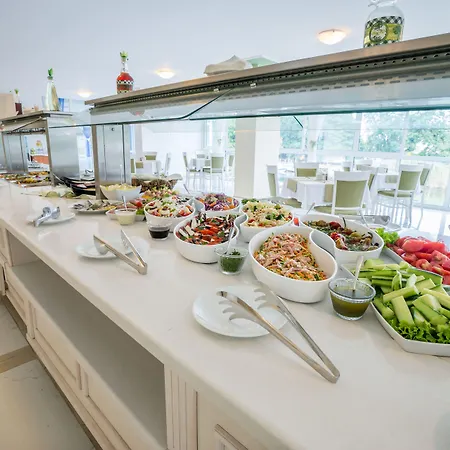 מלון Perla Royal פרימורסקו