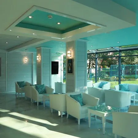 Perla Royal מלון