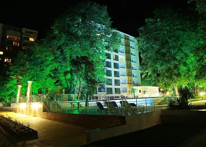 Отель Perla Royal 5*