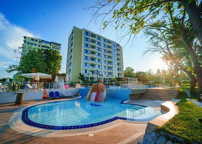 Perla Royal Отель Приморско