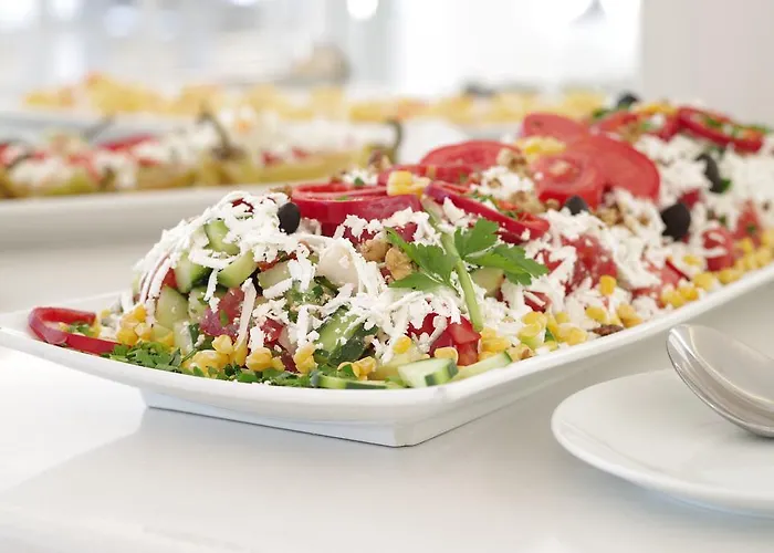 Отель Perla Royal 5*